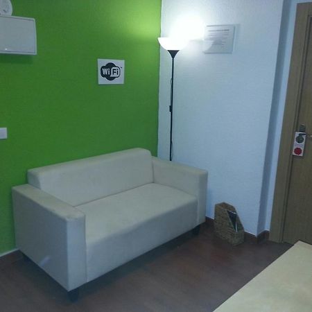 Arjori Rooms Hostal ซาลามังกา ภายนอก รูปภาพ