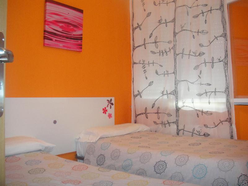Arjori Rooms Hostal ซาลามังกา ภายนอก รูปภาพ