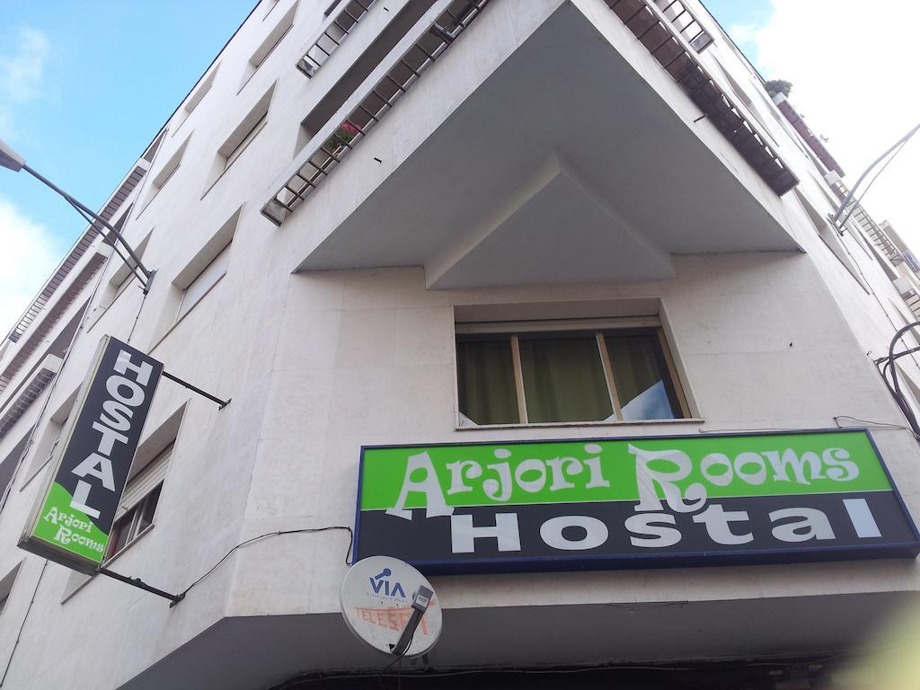 Arjori Rooms Hostal ซาลามังกา ภายนอก รูปภาพ
