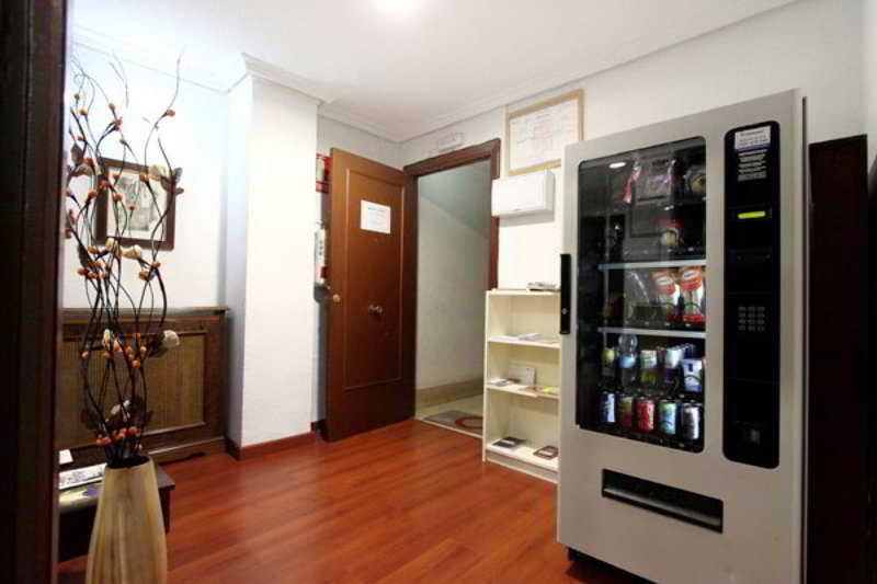 Arjori Rooms Hostal ซาลามังกา ภายนอก รูปภาพ
