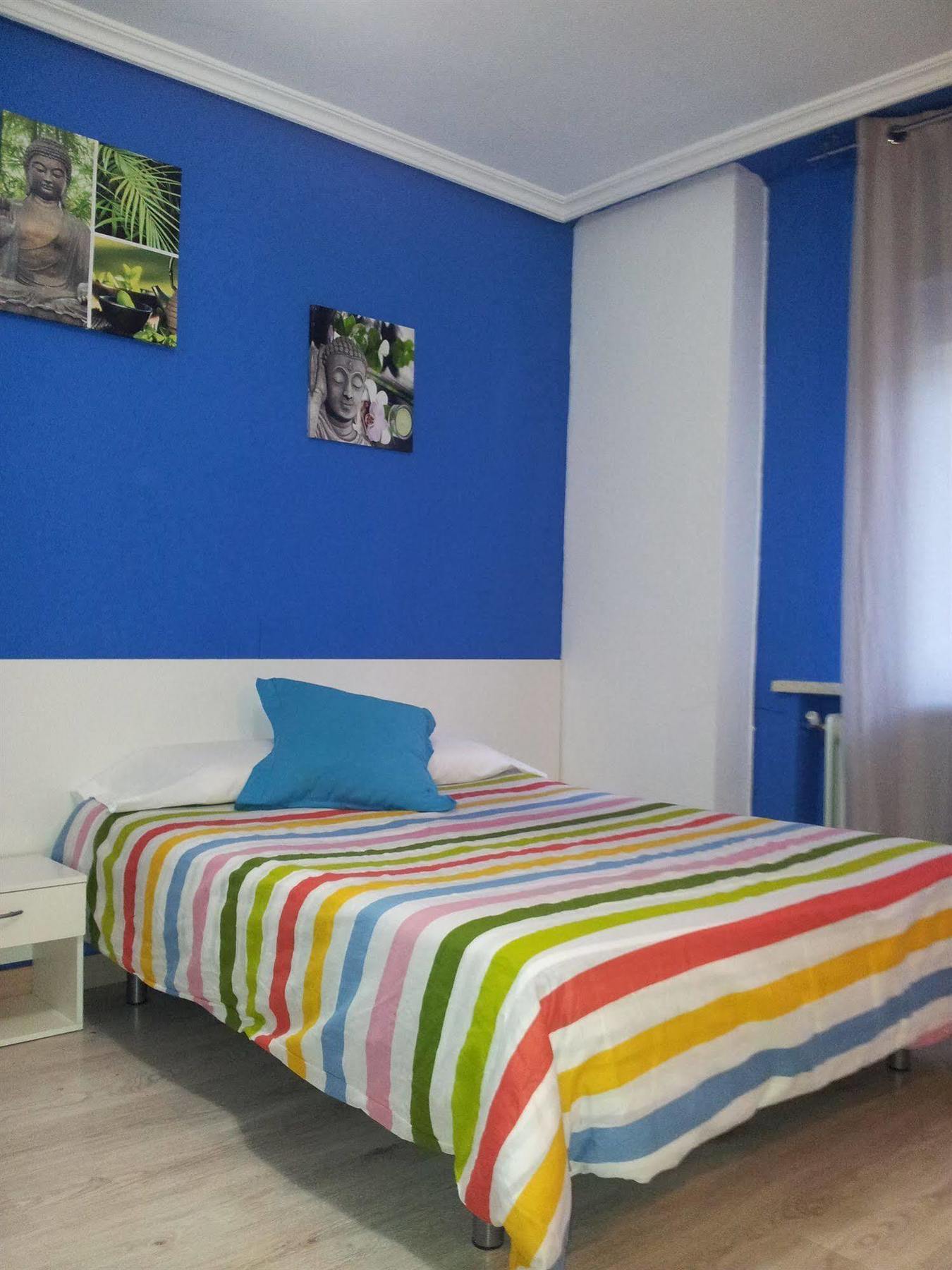 Arjori Rooms Hostal ซาลามังกา ภายนอก รูปภาพ